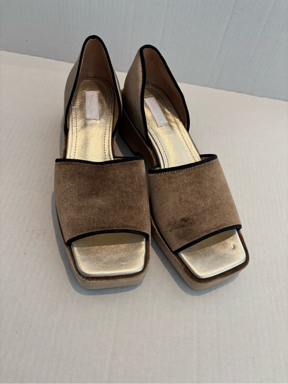 Suzanne Rae Plush Taupe Velvet Platform Open-Toe D'Orsay Sandals Size 38 Luxury